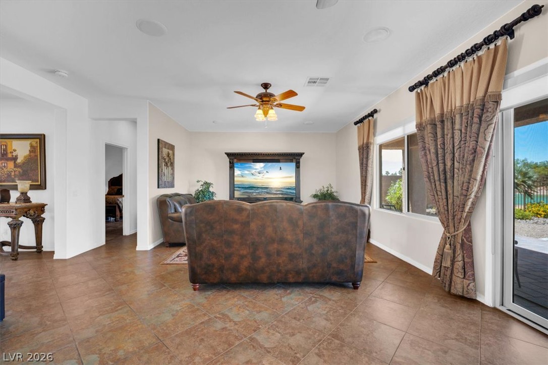 5546 Criollo Drive Property Photo 9