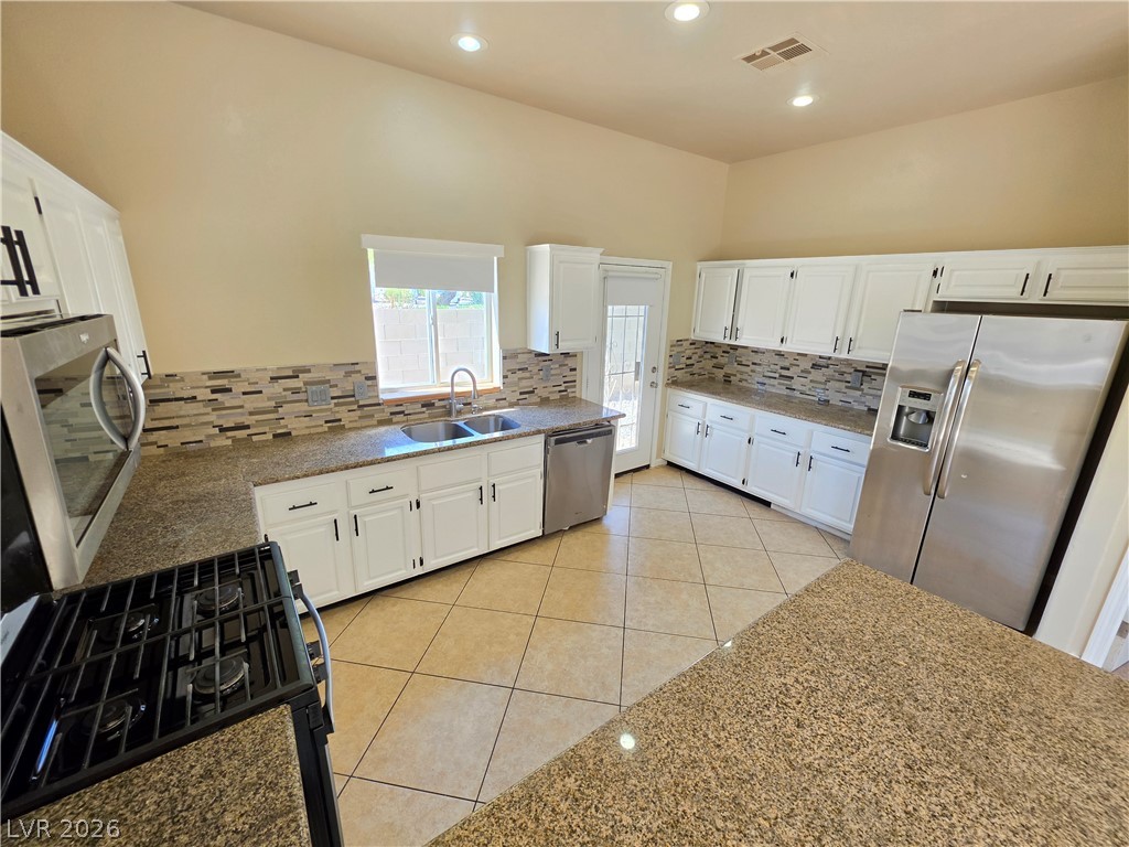 2043 Fred Brown Drive Property Photo 4