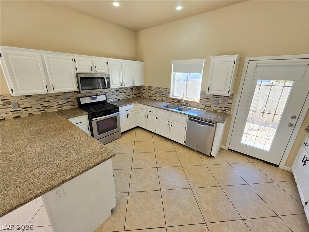 2043 Fred Brown Drive Property Photo 5