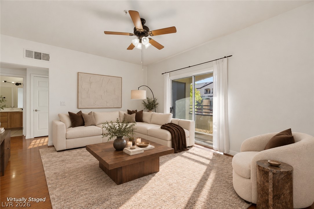 2291 West Horizon Ridge Parkway 13176 Property Photo 12
