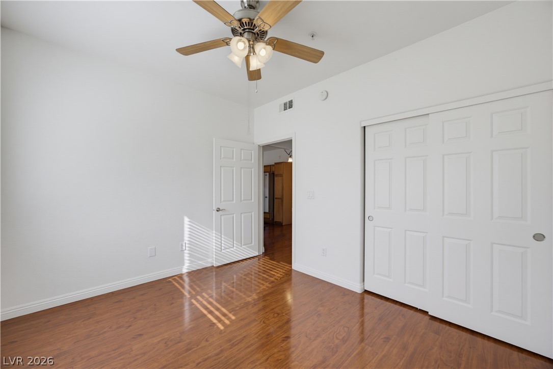 2291 West Horizon Ridge Parkway 13176 Property Photo 27