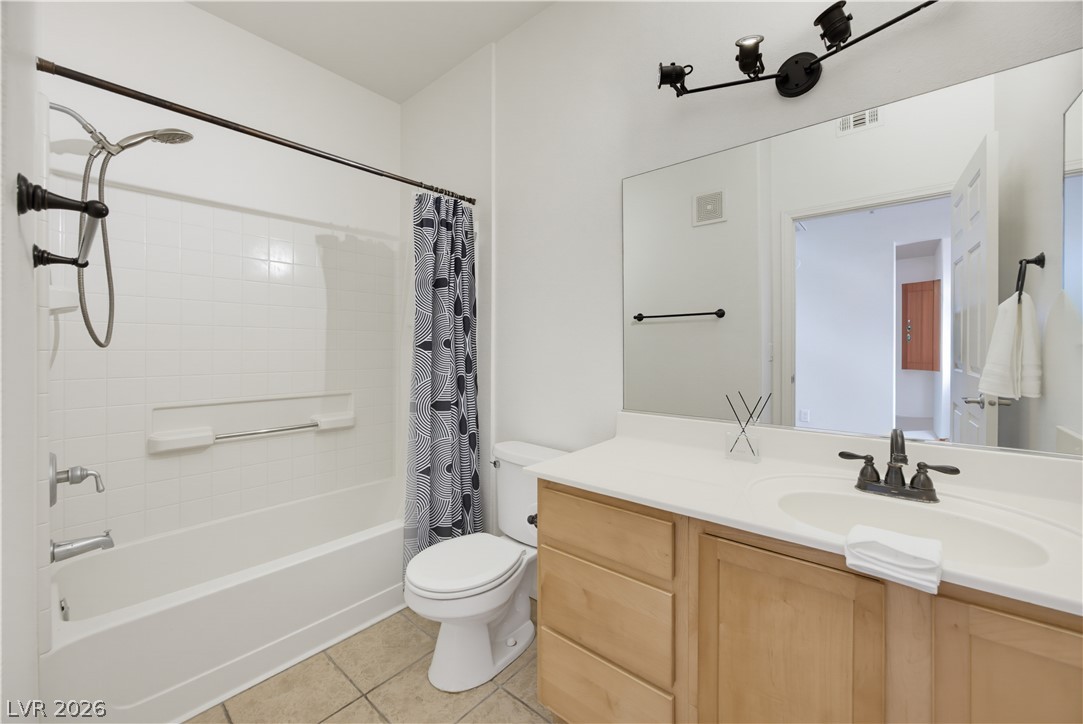 2291 West Horizon Ridge Parkway 13176 Property Photo 29
