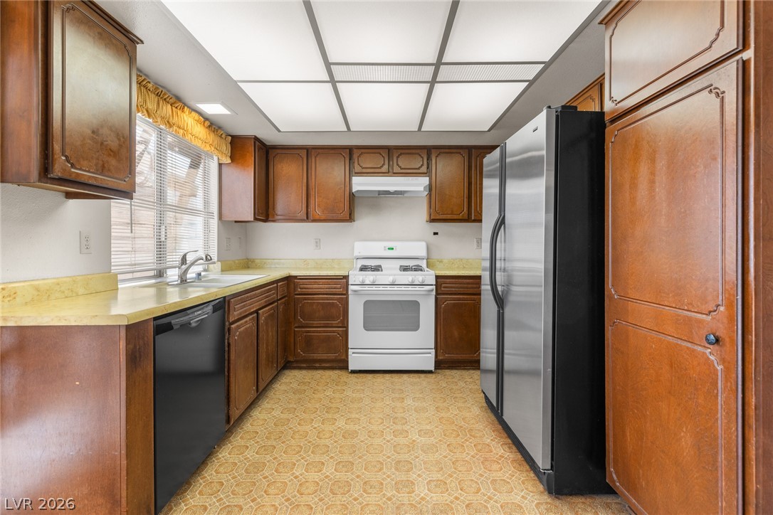 2613 Lourdes Avenue Property Photo 3