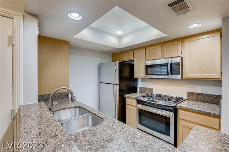 7100 Pirates Cove Road 1052 Property Photo 13