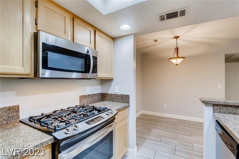 7100 Pirates Cove Road 1052 Property Photo 15