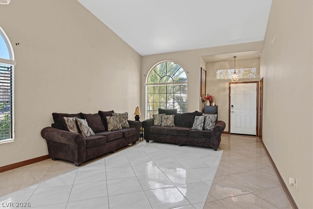 1715 Green Apple Way Property Photo 2