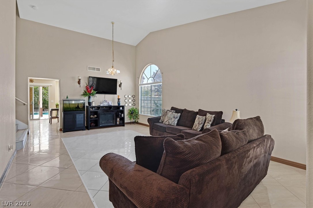 1715 Green Apple Way Property Photo 3