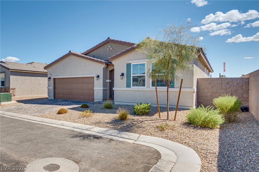 4715 Tindra Avenue Property Photo 2