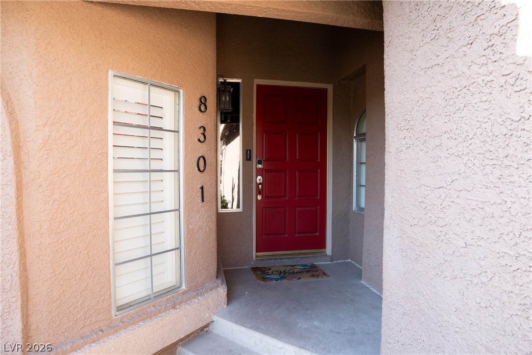 8301 Hollow Wharf Drive Property Photo 5