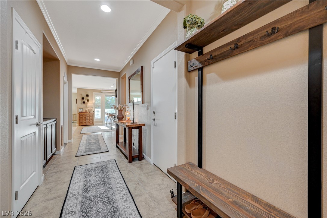 1332 Cattail Falls Street Property Photo 4