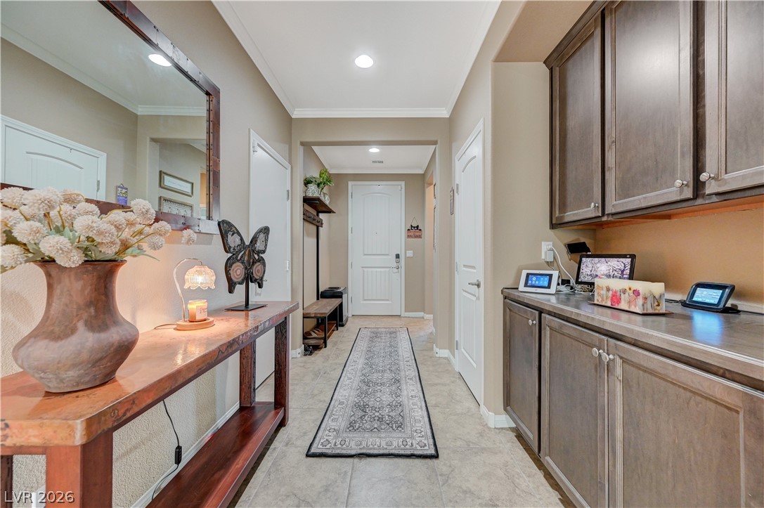 1332 Cattail Falls Street Property Photo 5