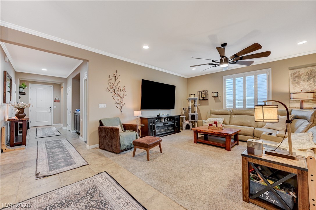 1332 Cattail Falls Street Property Photo 7