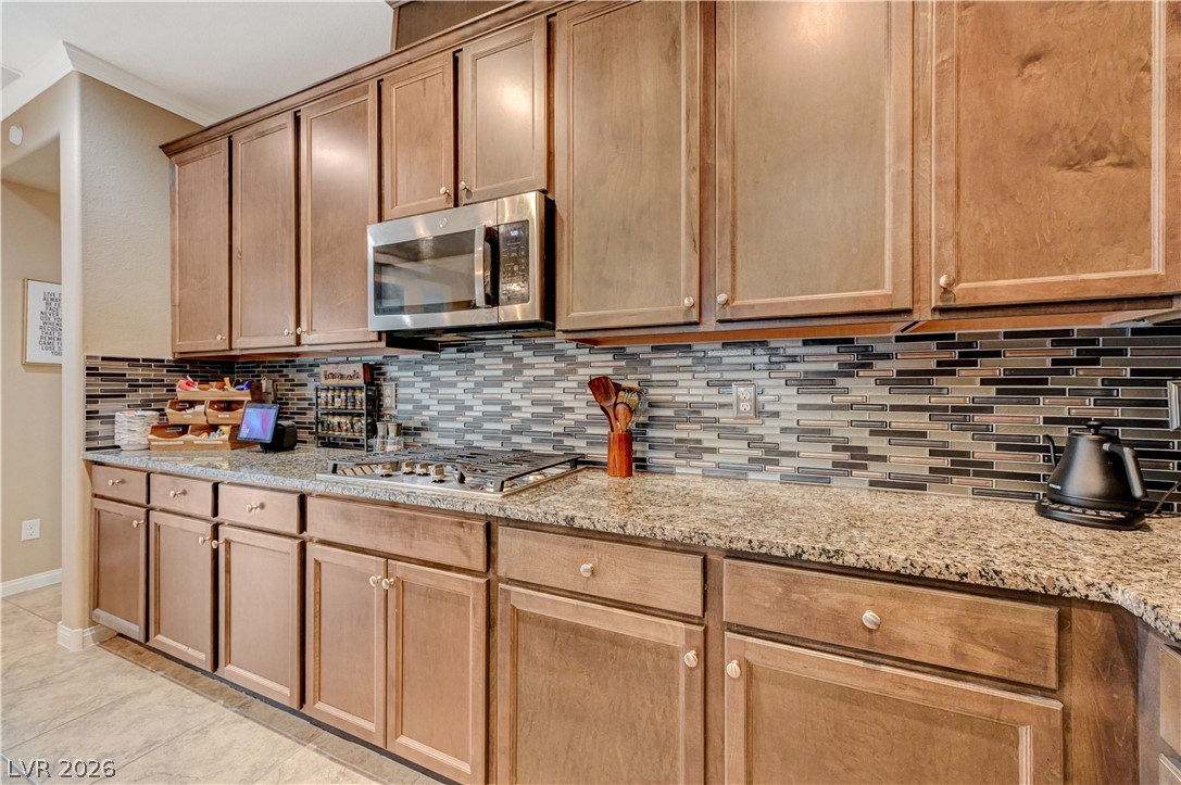 1332 Cattail Falls Street Property Photo 13