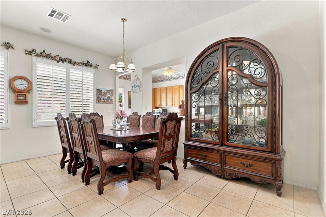 10280 Songsparrow Court Property Photo 8