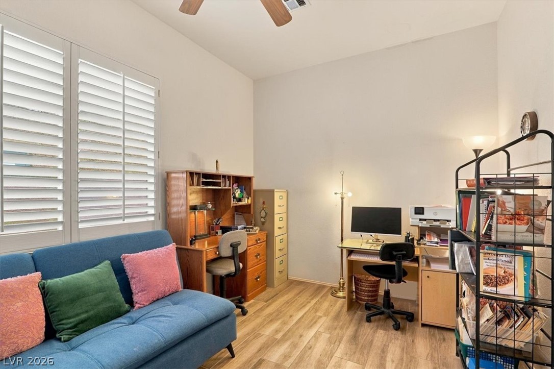 10280 Songsparrow Court Property Photo 17
