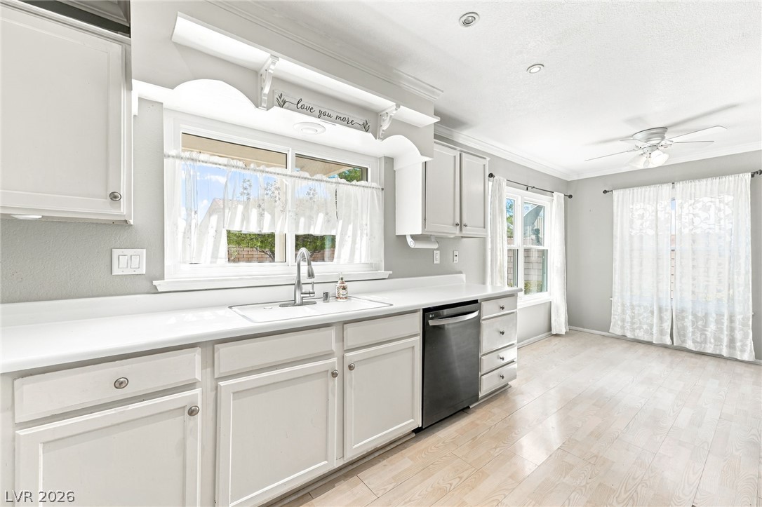 8729 Villa Ridge Drive Property Photo 11