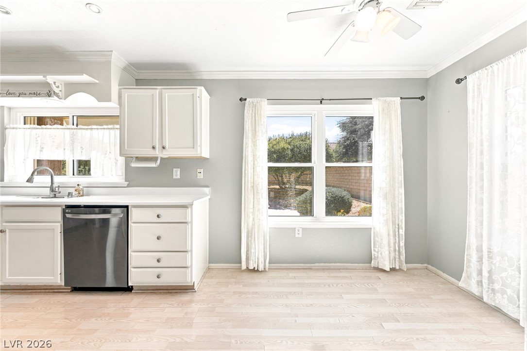 8729 Villa Ridge Drive Property Photo 14