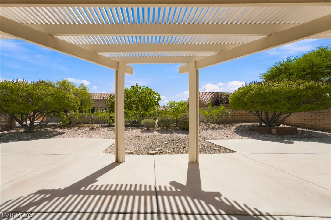 8729 Villa Ridge Drive Property Photo 29