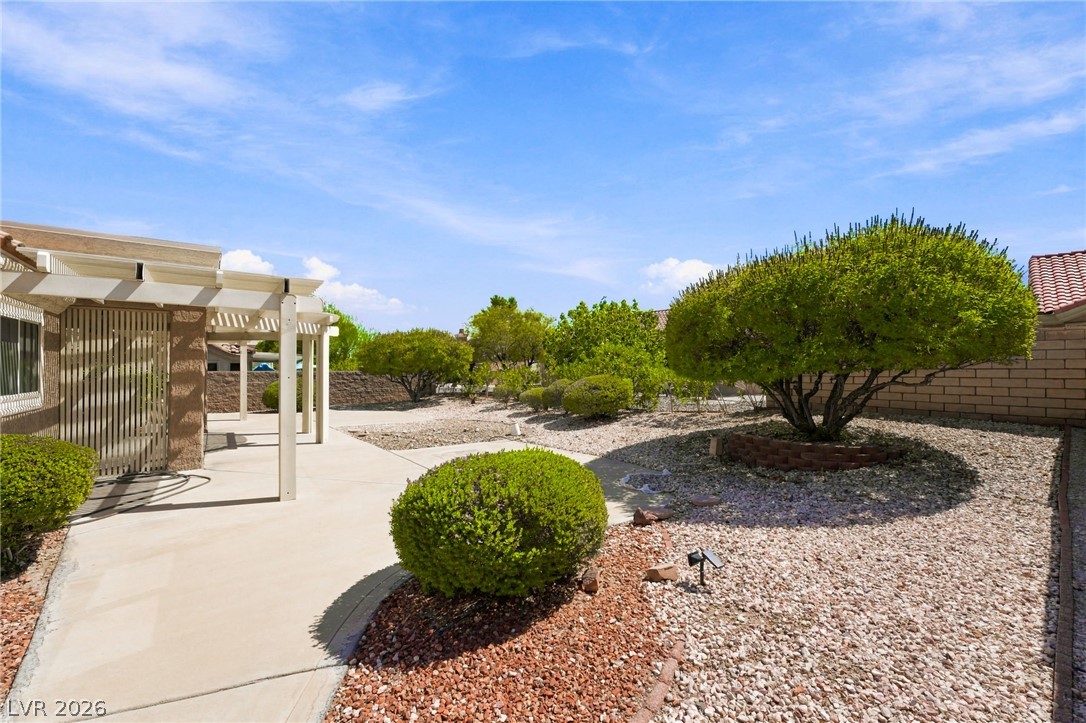 8729 Villa Ridge Drive Property Photo 36