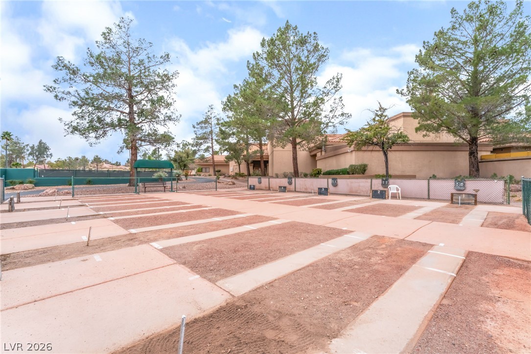 8729 Villa Ridge Drive Property Photo 41