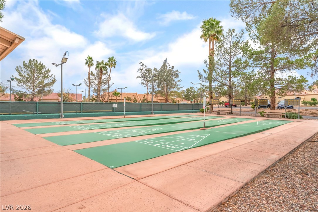 8729 Villa Ridge Drive Property Photo 42