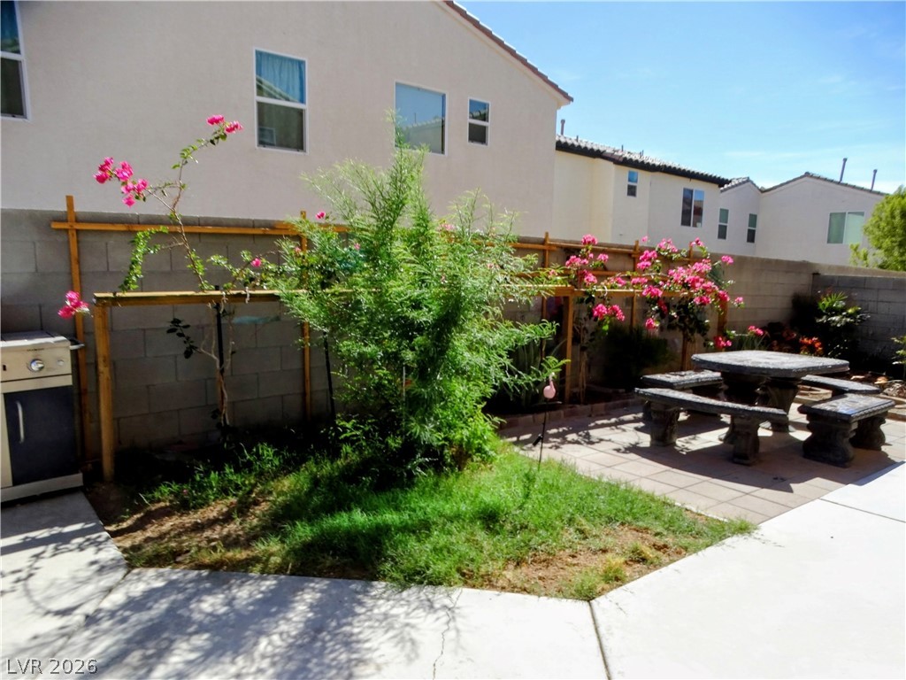 2818560 Property Photo 18