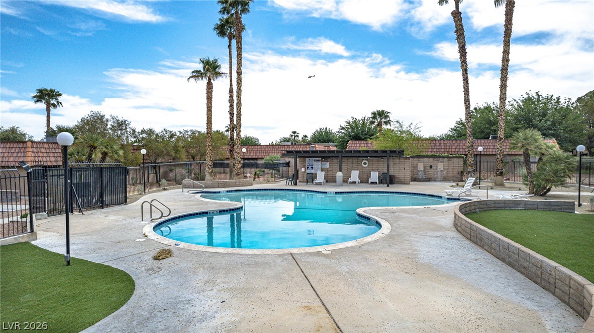 6436 Candlebrush Lane Property Photo 7