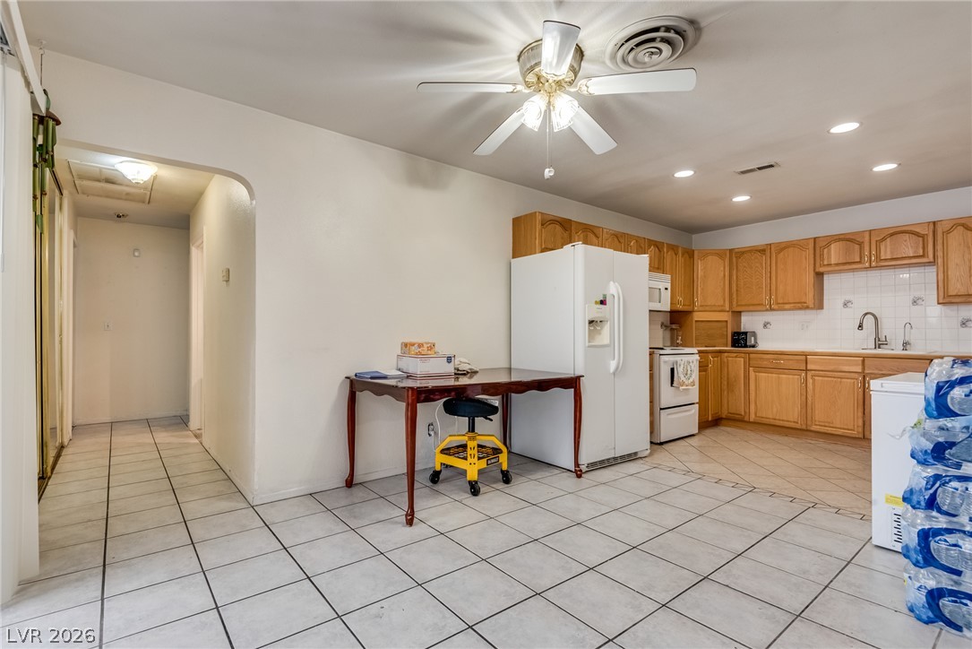 6436 Candlebrush Lane Property Photo 16