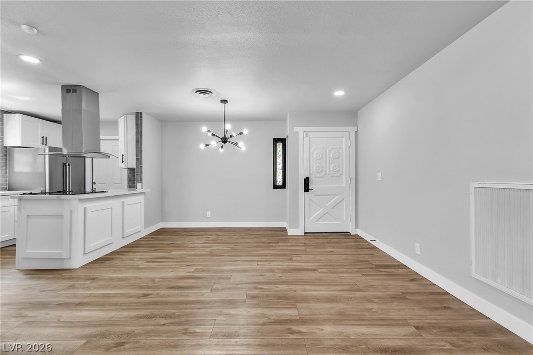 5804 Carmen Boulevard Property Photo 5
