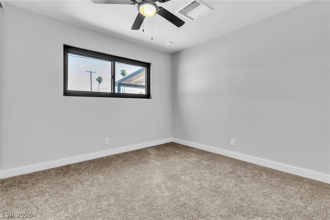 5804 Carmen Boulevard Property Photo 18