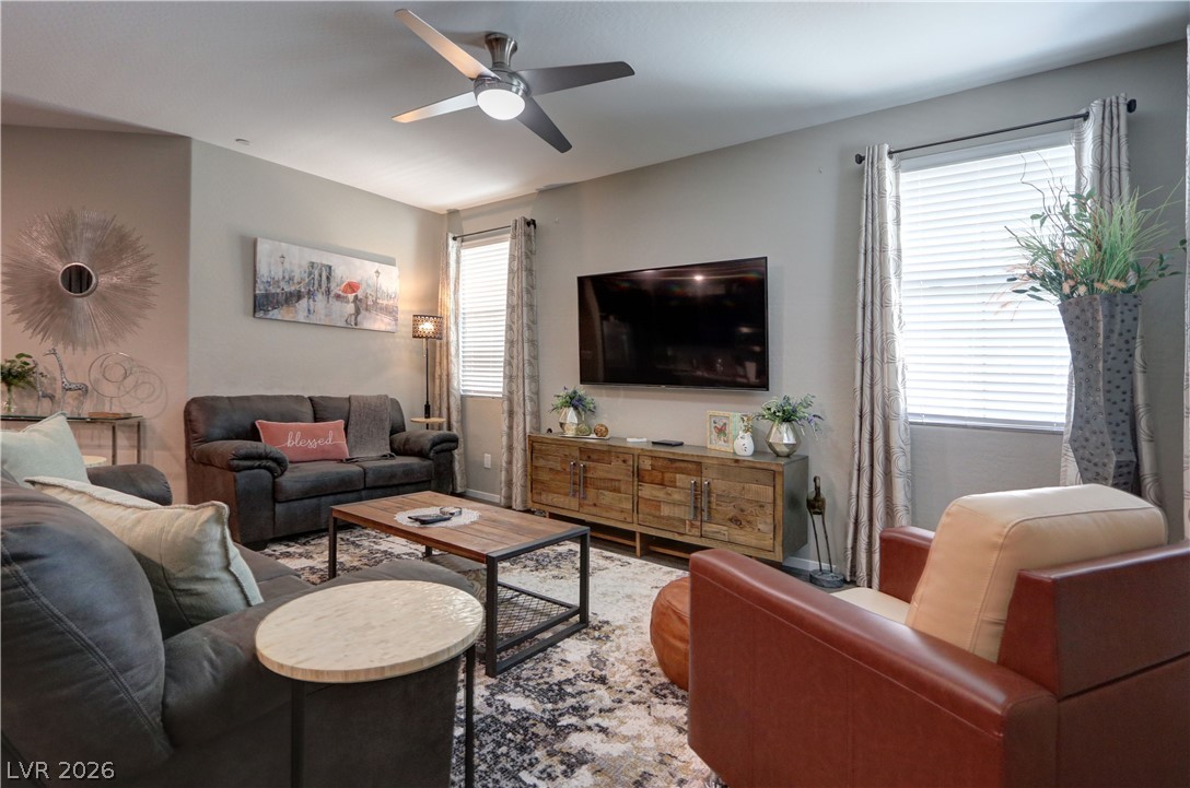 2818574 Property Photo 2