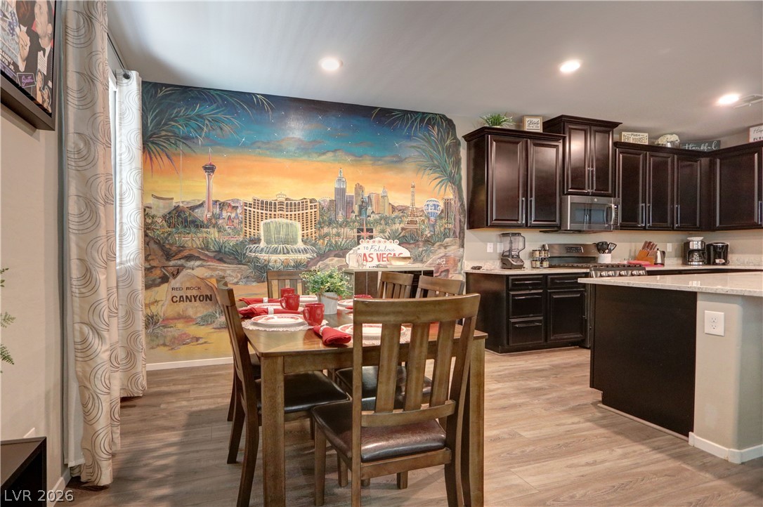 2818574 Property Photo 3