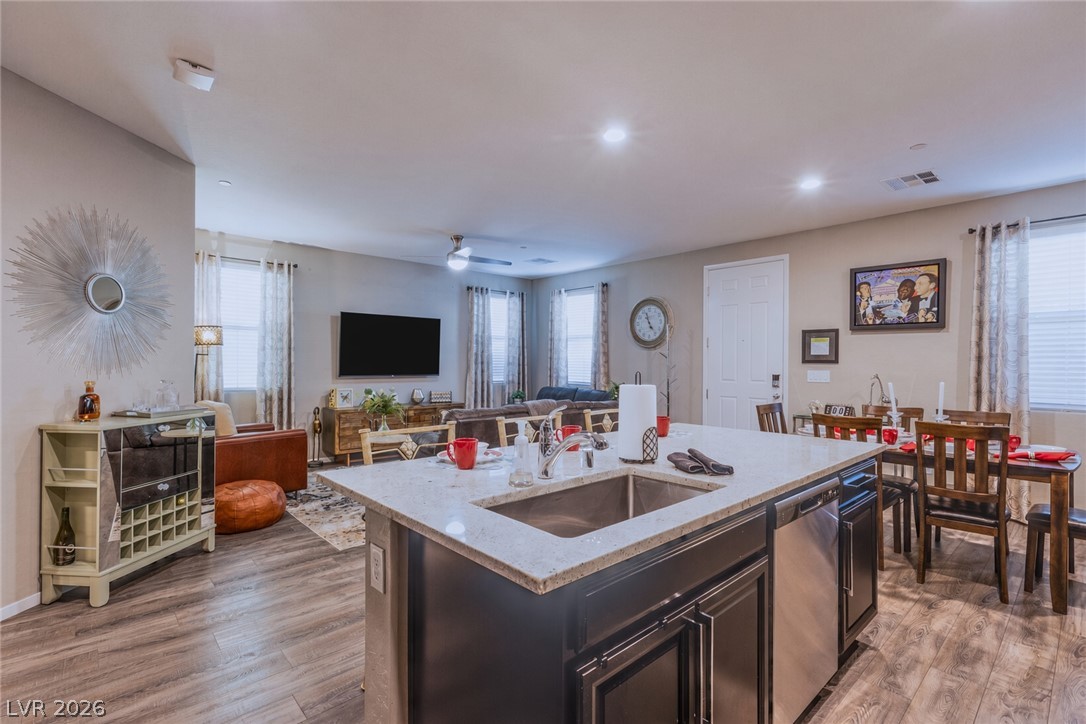 2818574 Property Photo 3