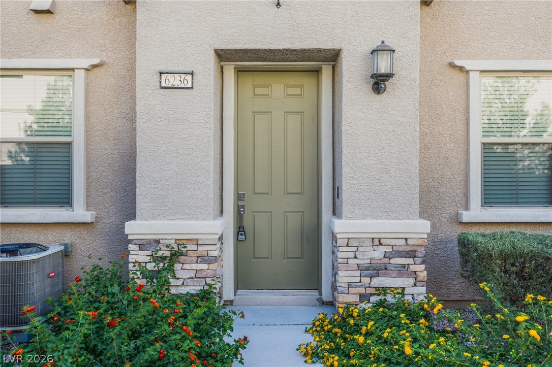 2818574 Property Photo 42