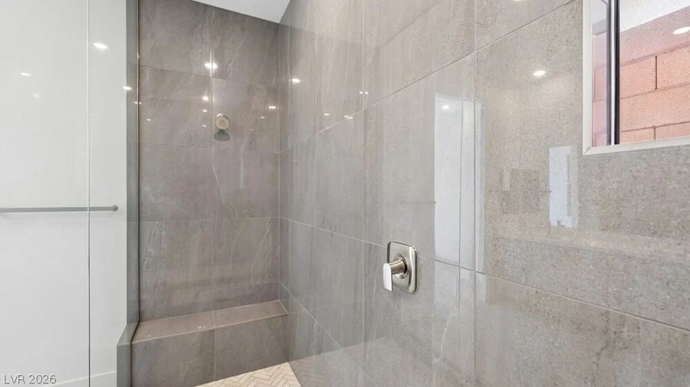 379 Tigullio Avenue Property Photo 21