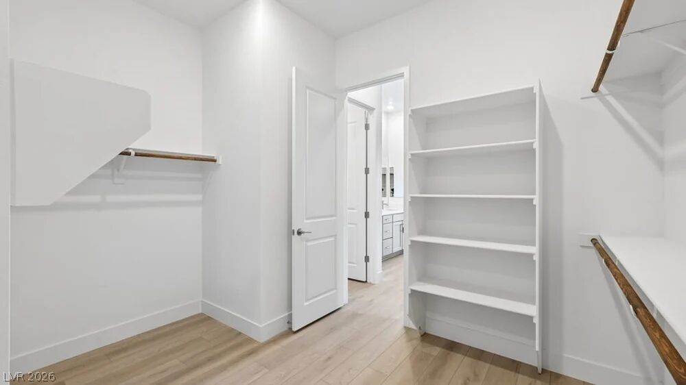 379 Tigullio Avenue Property Photo 24