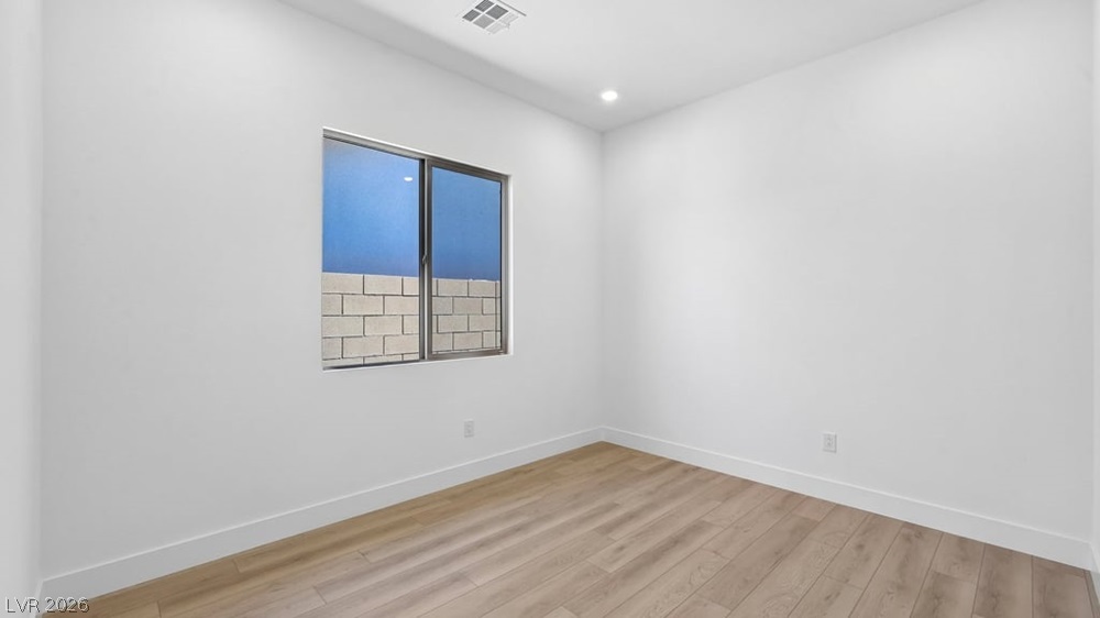 379 Tigullio Avenue Property Photo 29