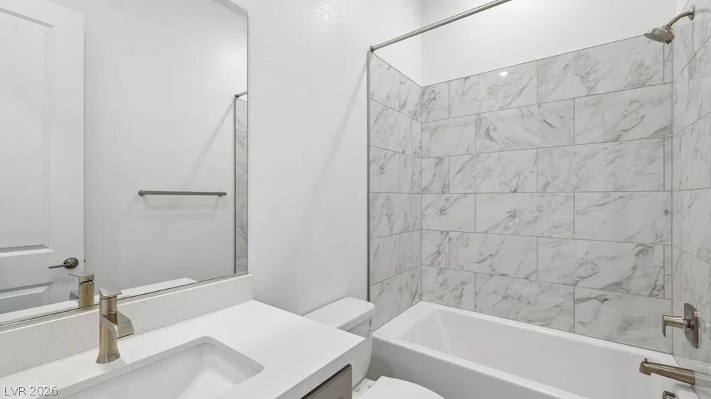 379 Tigullio Avenue Property Photo 34