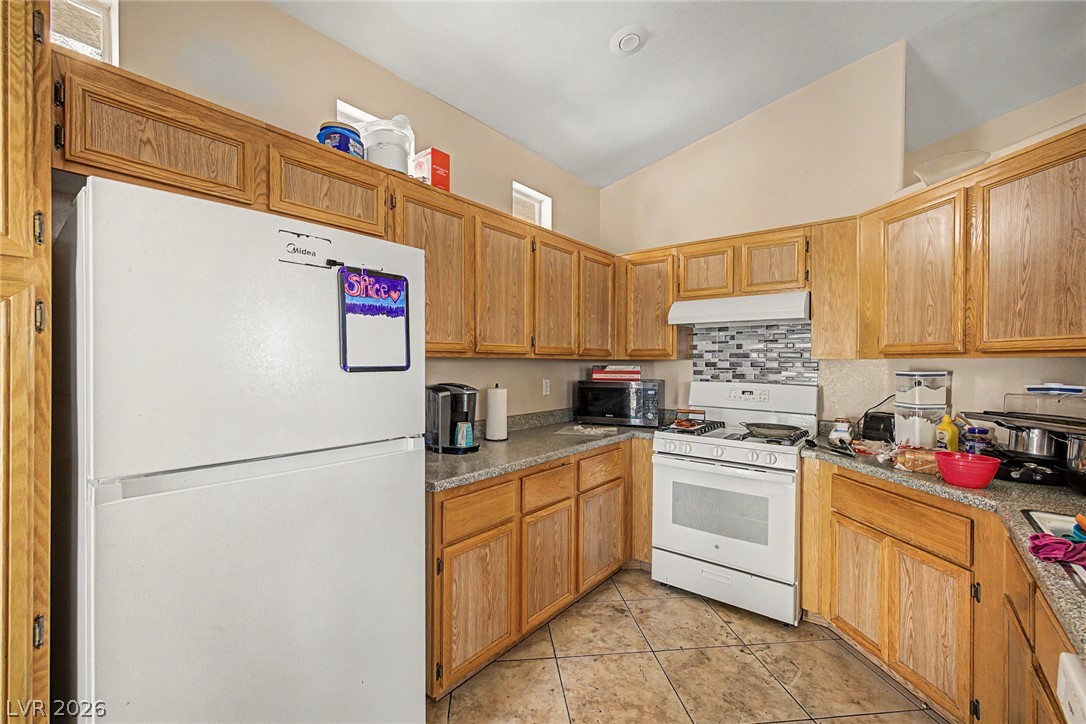 5205 Rock Cabin Court Property Photo 6