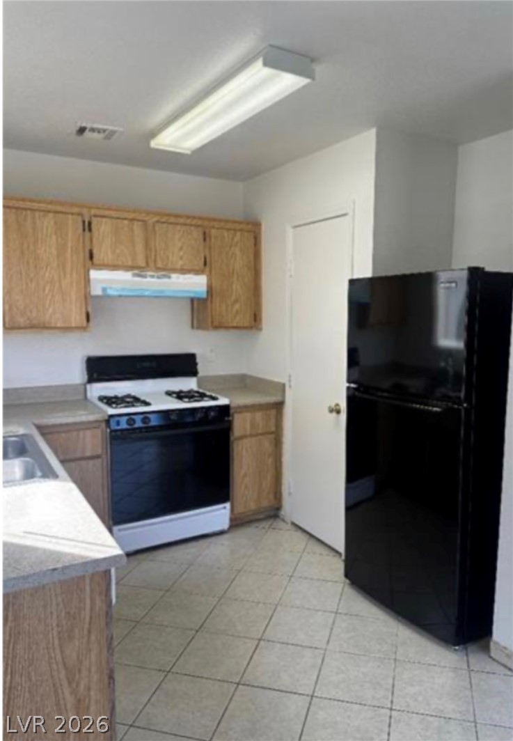 3130 Flower Garden Court Property Photo 3