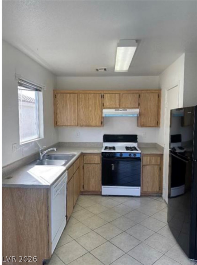 3130 Flower Garden Court Property Photo 4