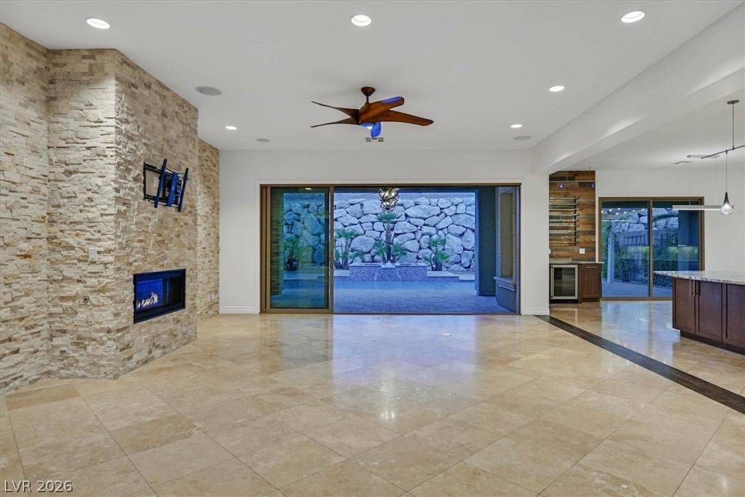 21 Grand Masters Drive Property Photo 9