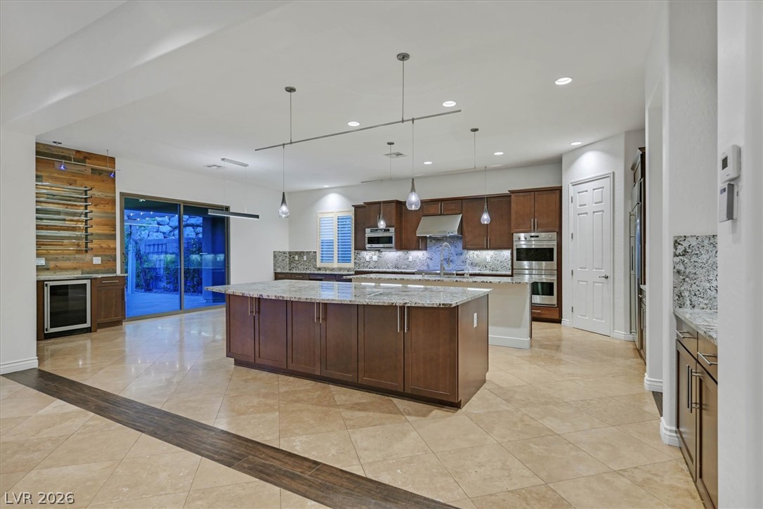 21 Grand Masters Drive Property Photo 10