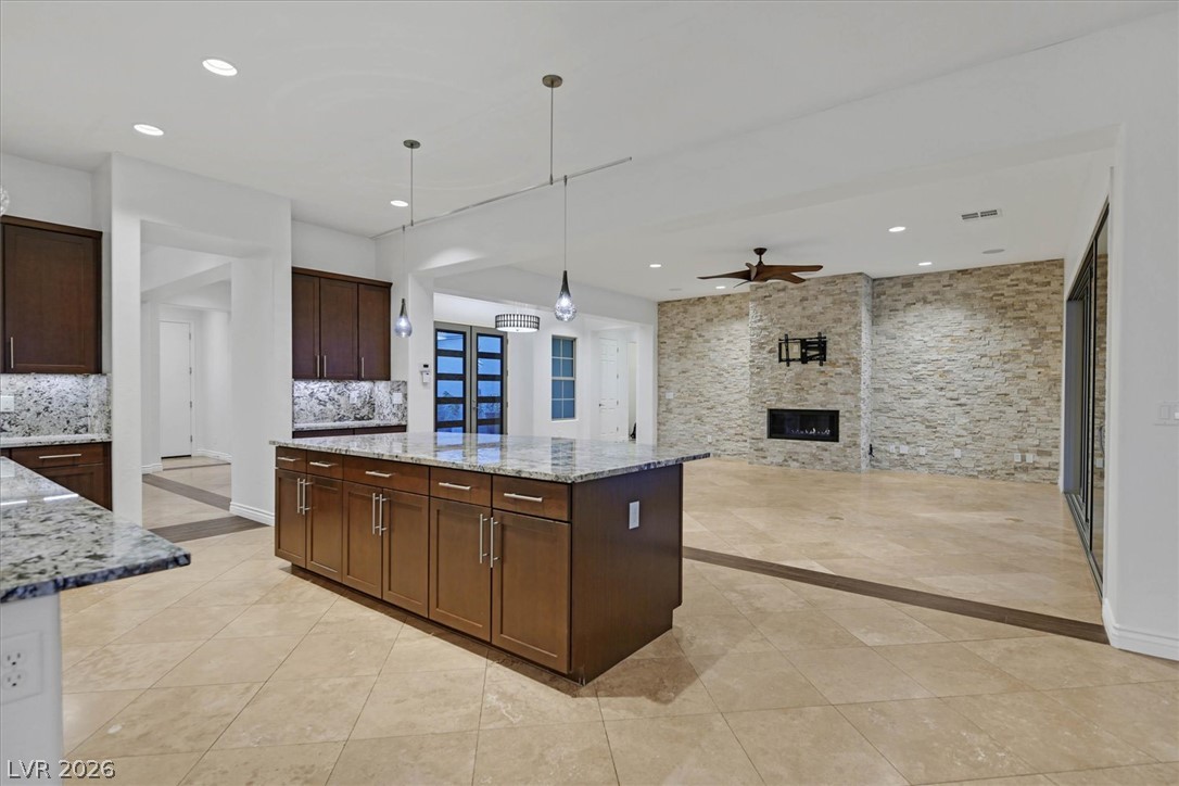 21 Grand Masters Drive Property Photo 23