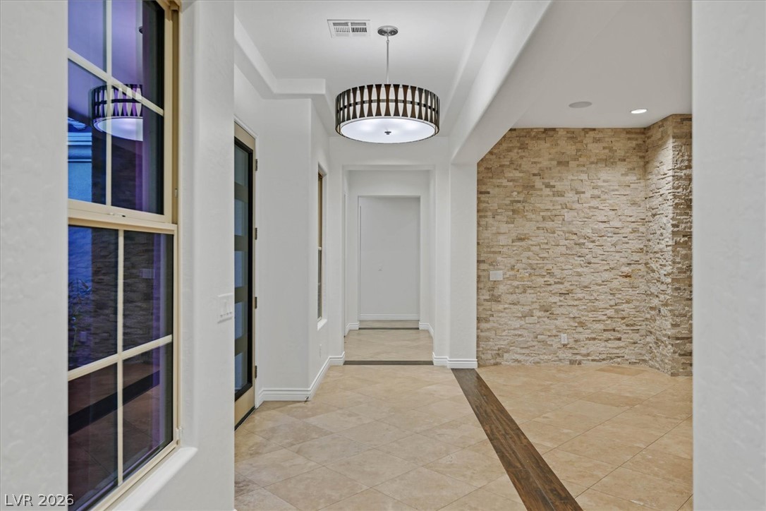 21 Grand Masters Drive Property Photo 27