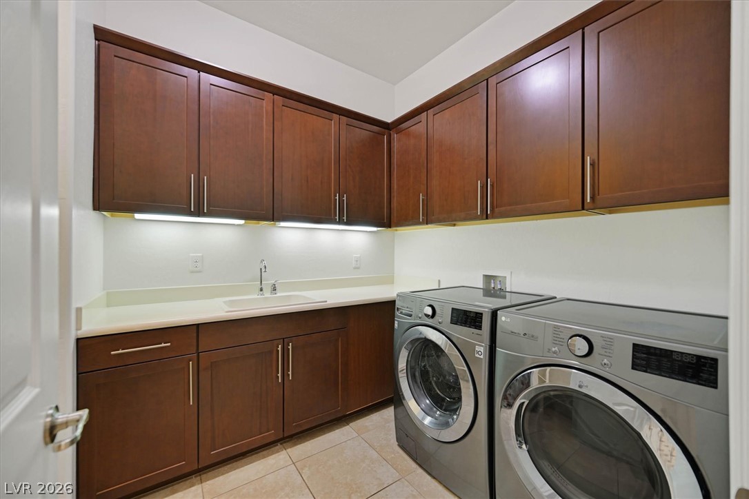 21 Grand Masters Drive Property Photo 47
