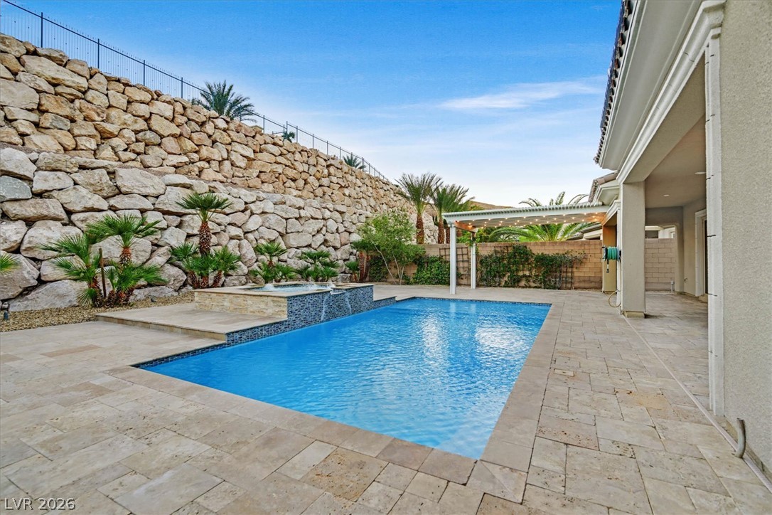 21 Grand Masters Drive Property Photo 65