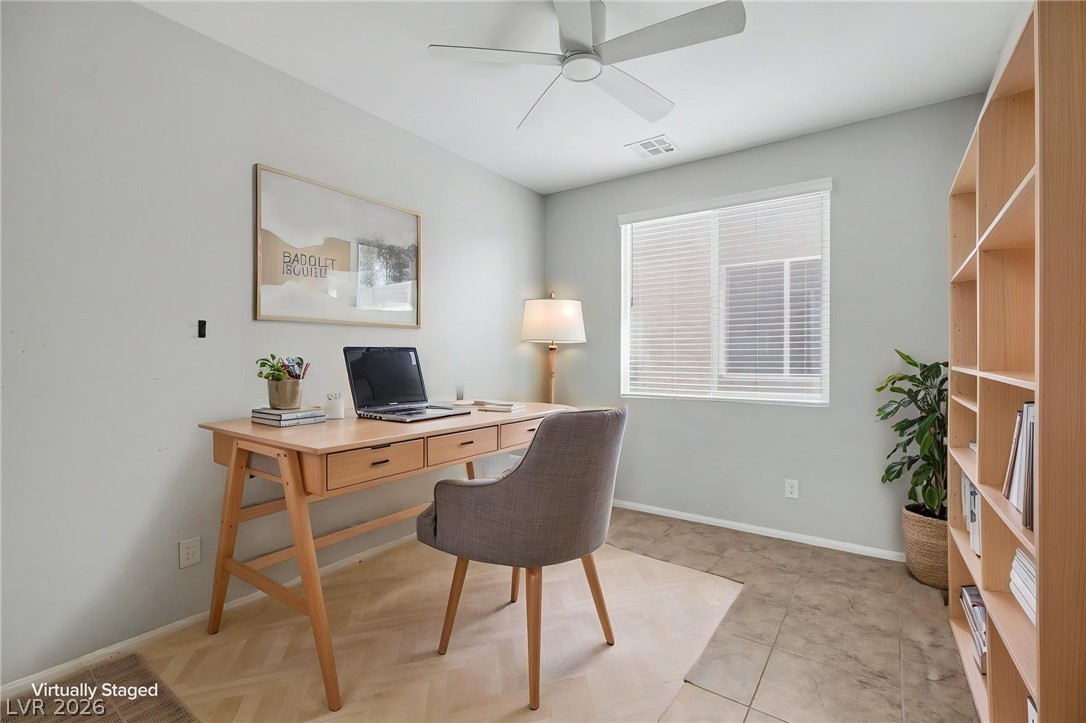 5731 Sedona Springs Street Property Photo 24