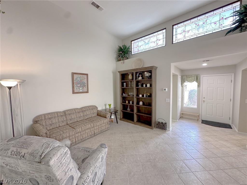 2428 Desert Butte Drive Property Photo 9