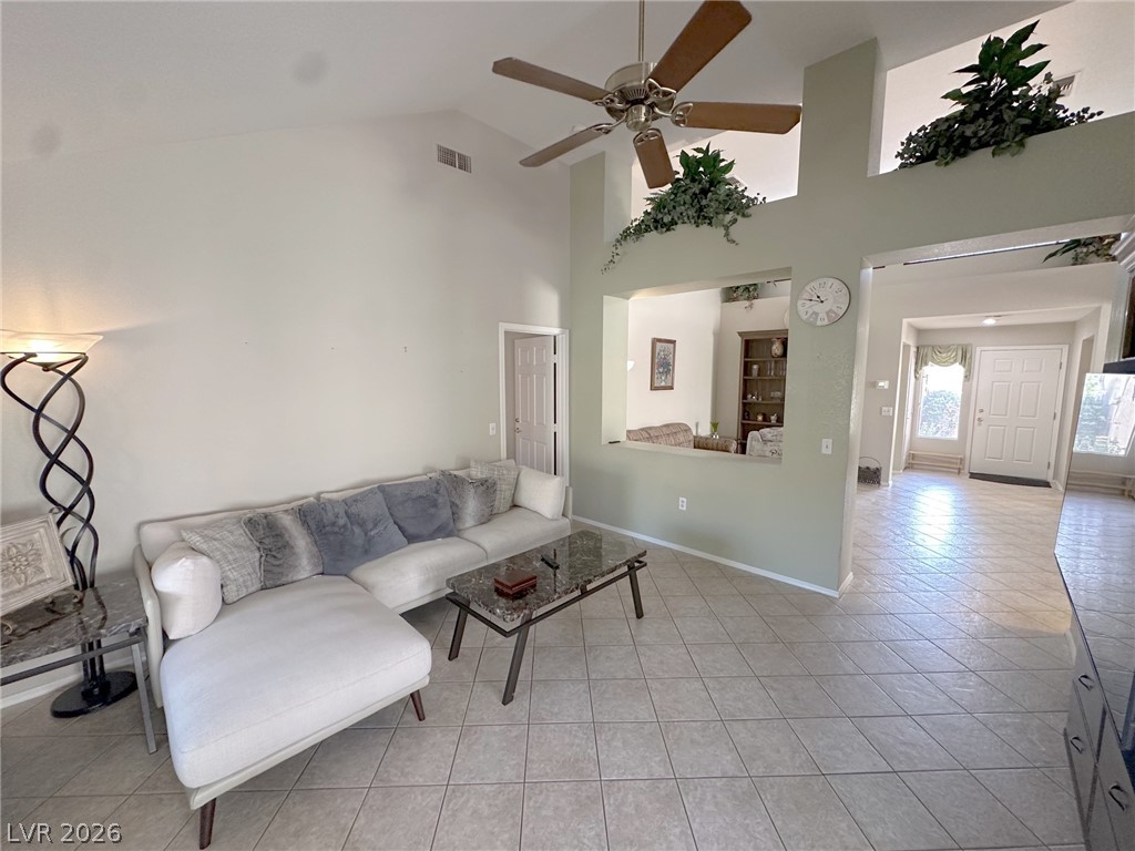 2428 Desert Butte Drive Property Photo 12